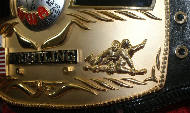 Authentic Style Domed Globe Belt